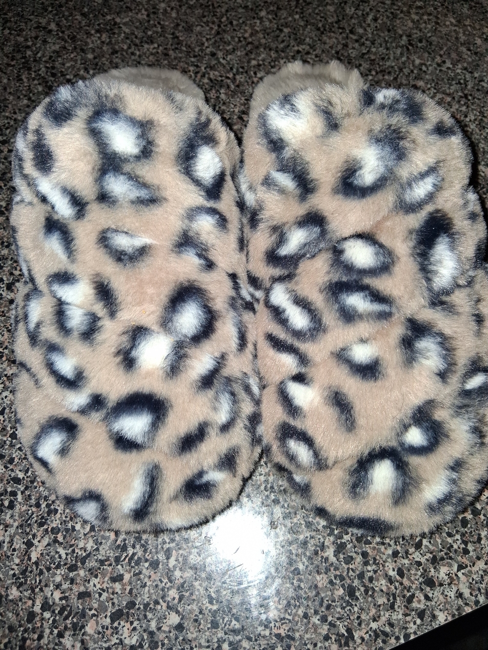 Koolaburra Leopard Print Faux Fur Slide Slippers - Beige/Black
